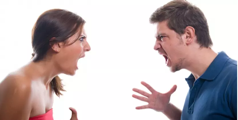 Aile içerisindeki tartışmalarda kadın ve erkek nasıl davranmalı?