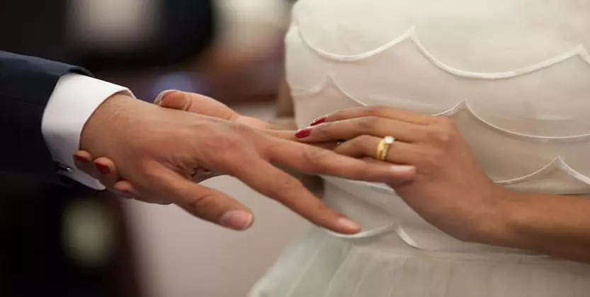 Read more about the article Akraba Evliliği Yapan Çiftlere Doğum Uyarısı