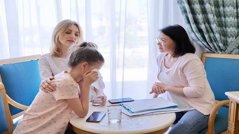 Read more about the article Aile Danışmanlığı Eğitimi Kimler İçin, Neden Önemlidir?