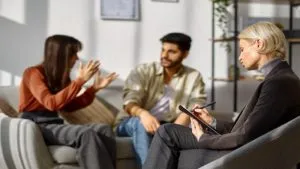 Read more about the article Aile Danışmanı Arayan Kurumlar Nelerdir?
